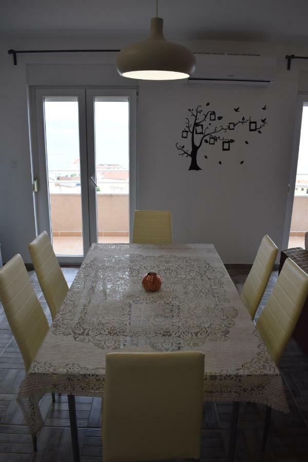 Apartman Dani-Podstrana Apartamento Exterior foto